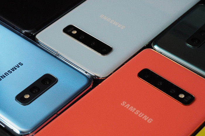 Samsung Galaxy S10 и S10 плюс